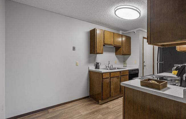 1 bed, 1 bath, 746 sqft, $1,265, Unit 324