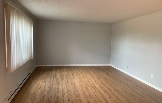 ES2275 -Eagle Rock Apartments