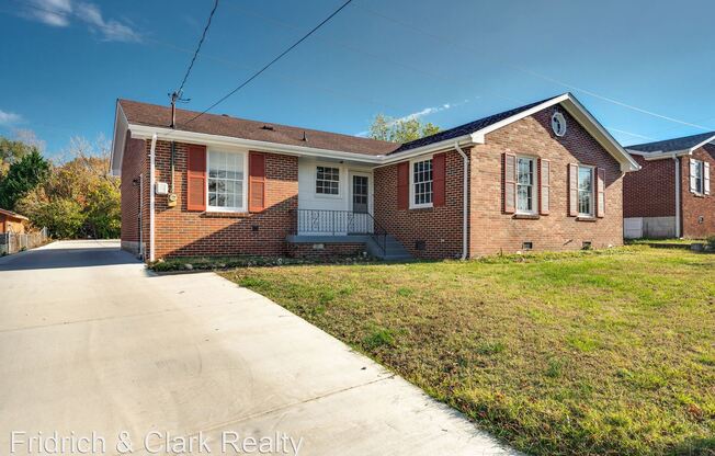 496 Sunliner Drive