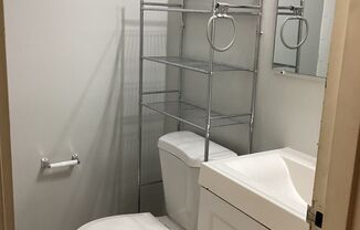 Studio, 1 bath, 500 sqft, $895, Unit B26