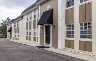 2/1 condo