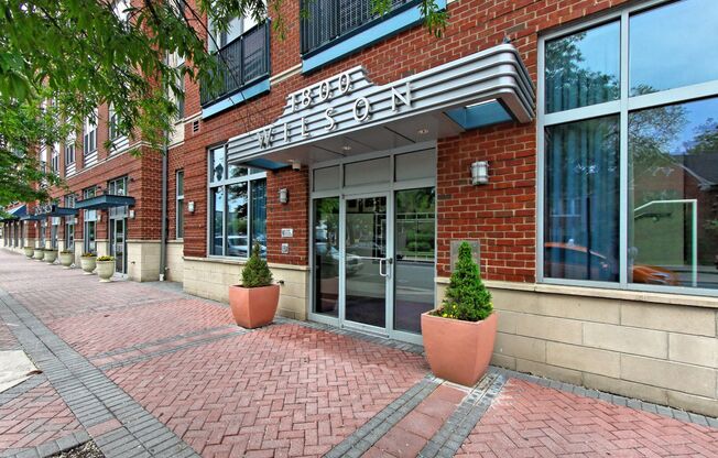 1800 Wilson Blvd. #116