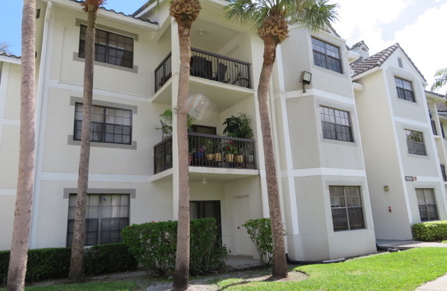 Great unit in Coral Springs