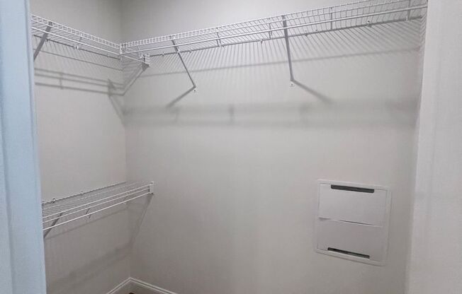 2 beds, 2 baths, 1,190 sqft, $1,800, Unit B206