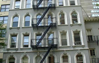 324 E 50 ST