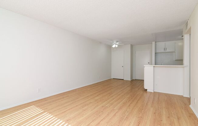 1 bed, 1 bath, $1,745, Unit 112