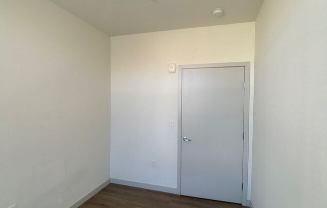 2 beds, 1 bath, 554 sqft, $1,745, Unit 413