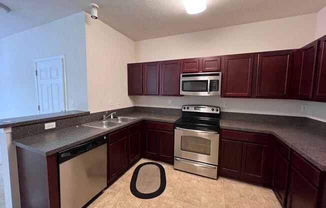 3 beds, 2 baths, $1,495, Unit UNIT 16 7