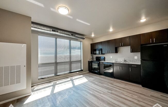 Studio, 1 bath, 567 sqft, $875, Unit 5520-4319