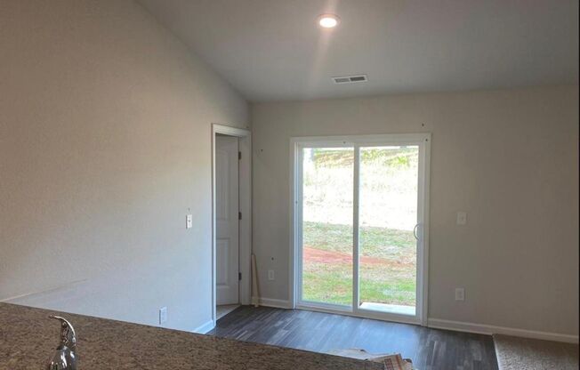 3 beds, 2 baths, $1,845