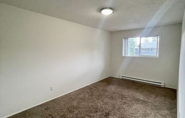 2 beds, 1.5 baths, 1,000 sqft, $1,510, Unit 1960-04