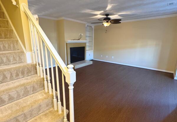 1363 BATTLEFORD DR