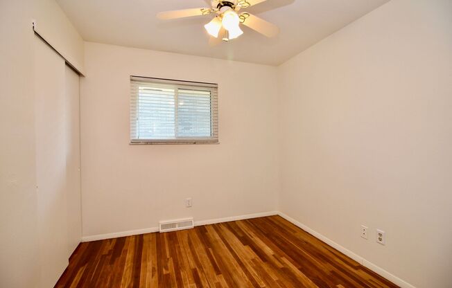 3 beds, 1 bath, $1,050