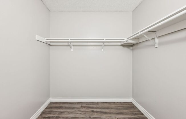 1 bed, 1 bath, 700 sqft, $2,380, Unit P04