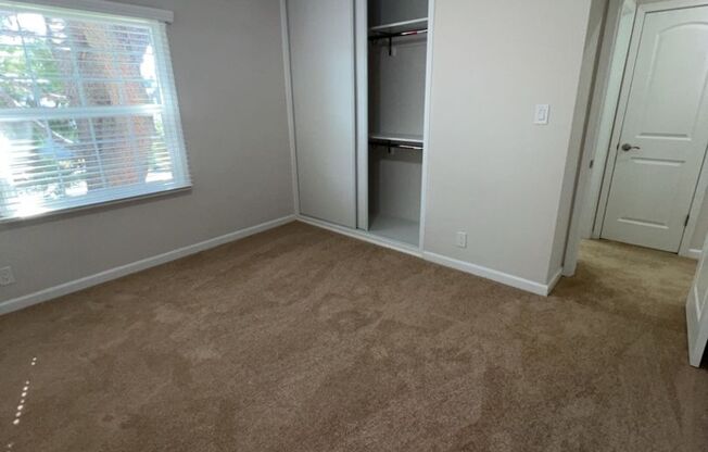 2 beds, 1 bath, $2,250