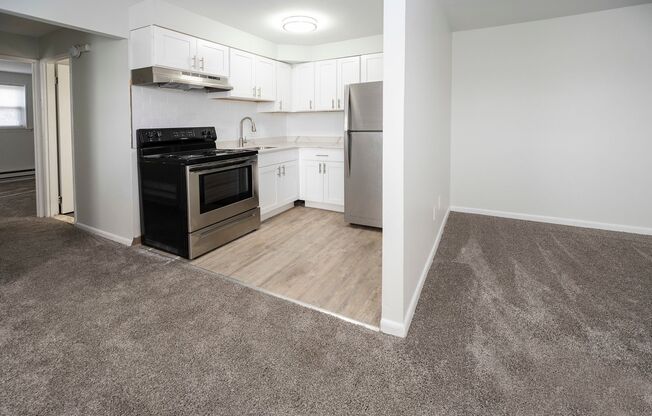 2 beds, 1 bath, 750 sqft, $1,305, Unit 114-6123