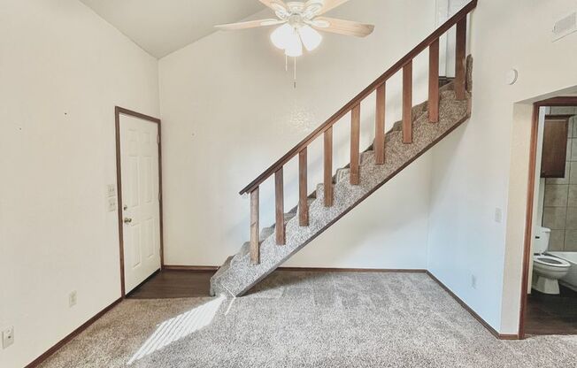 2 beds, 1 bath, 850 sqft, $825, Unit 11B