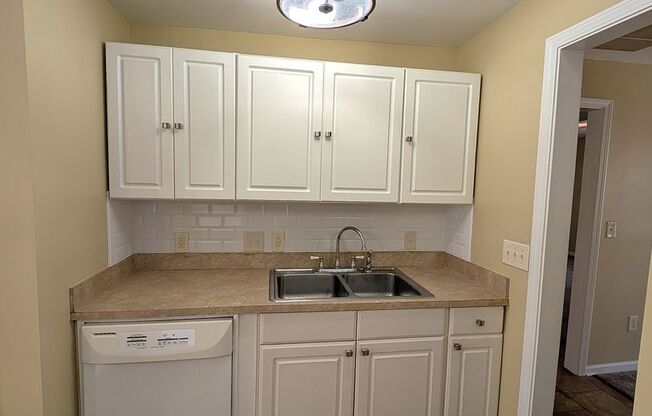 Minutes from Uptown!  100% Renovated 2 Bedroom!