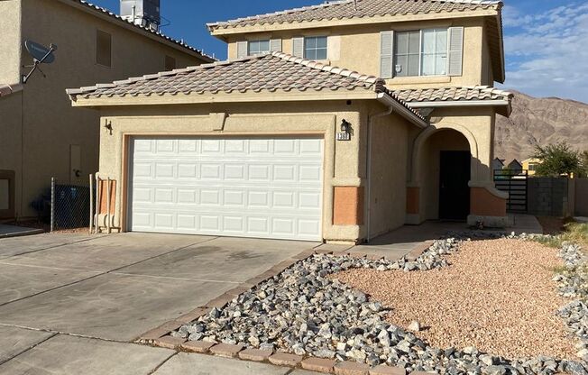 AMERICANA Property Mgmt - Freshly remodeled 4 beds-2 story house in the East