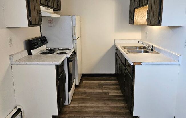 1 bed, 1 bath, $995, Unit 102