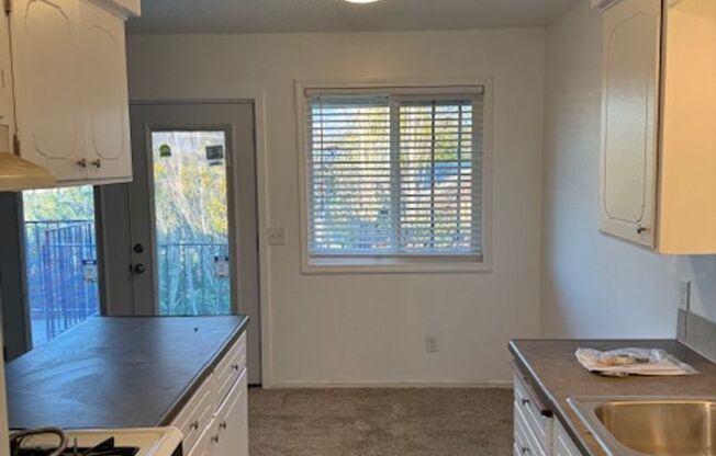 1 bed, 1 bath, $1,150, Unit UNIT 8