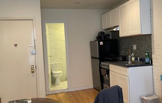 Studio, 1 bath, $2,899, Unit 2D