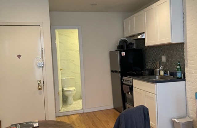 Studio, 1 bath, $2,899, Unit 2D
