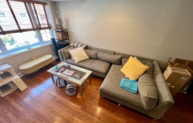 Stunning 2-Bedroom Townhome with Finished Basement in Passyunk Square! Available June 1st!