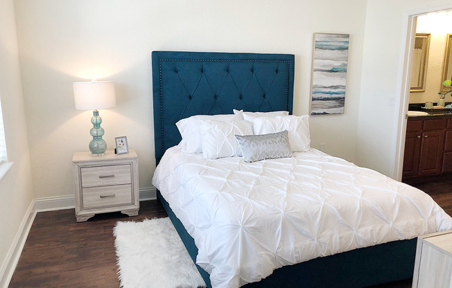 1 bed, 1 bath, 826 sqft, $1,300, Unit 3110