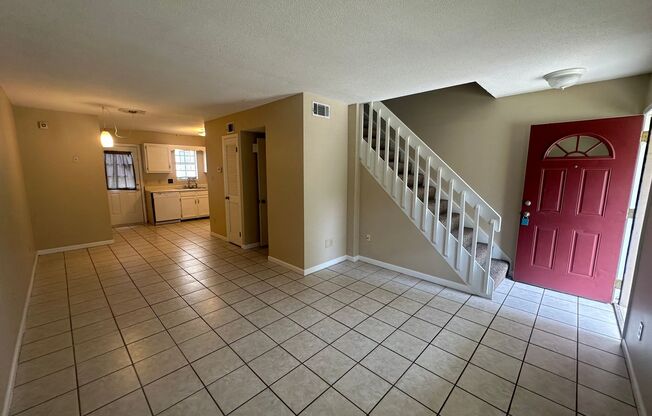 2 Story townhome on the Eastside!!!