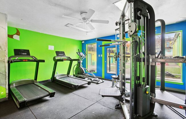 4 beds, 2 baths, 1,260 sqft, $1,969, Unit 0208