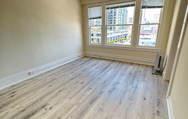 935 O&#39;Farrell Street (1294r)