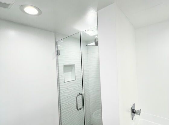 1 bed, 1.5 baths, 1,373 sqft, $4,595, Unit 709