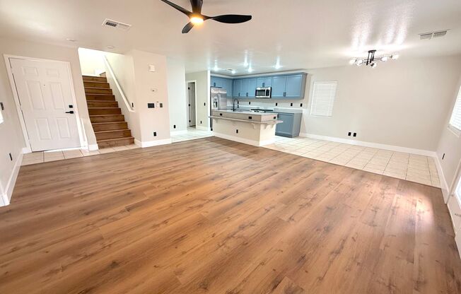 VERY NICE 3bed/2.5ba house in Rhodes Ranch!