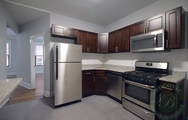 6100 6118 N WINTHROP AVE