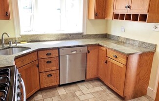 2 beds, 2 baths, 1,000 sqft, $2,550, Unit 1