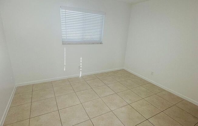 1 bed, 1 bath, 624 sqft, $1,625, Unit 4