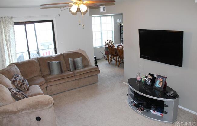 92 KEYSTONE CT