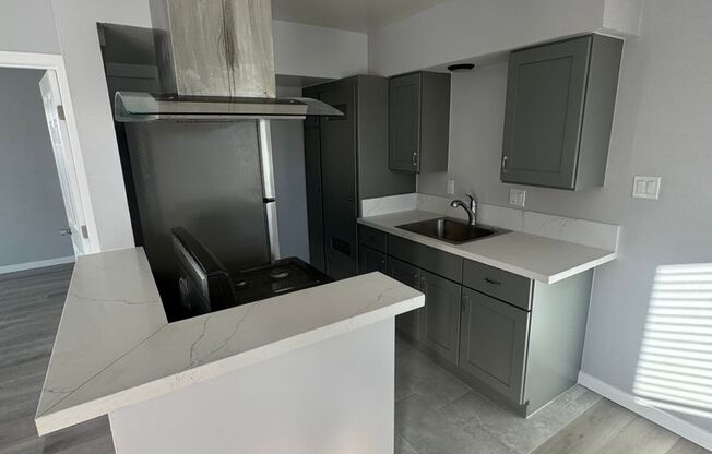 218 Chicago in Beautiful Huntington Beach!