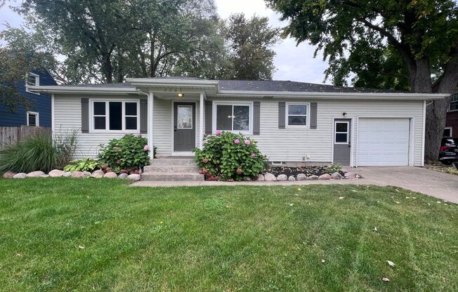 Byron Center Schools - Ranch Style Home!