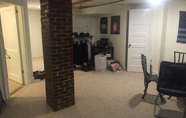 33 Concord Ave