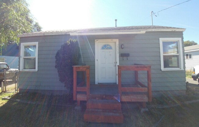 2 Bedroom 1 Bath- House