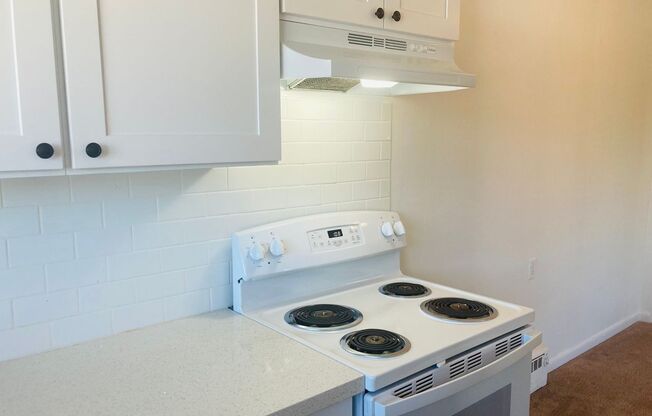 1 bed, 1 bath, $1,595, Unit Unit 5