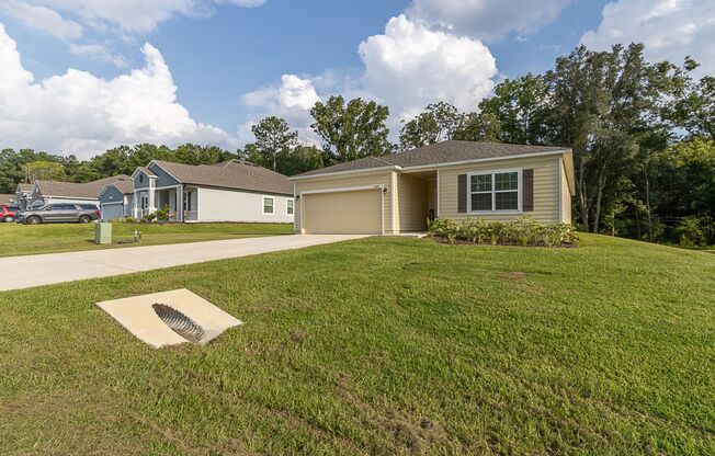 Spacious 4-Bedroom Home in Tara Village – Available June!