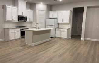 4701 PIEDRAS LANZAR DR