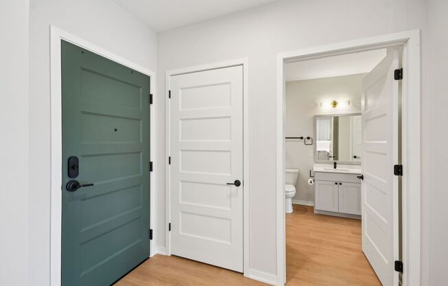 1 bed, 1 bath, 918 sqft, $2,495, Unit 206