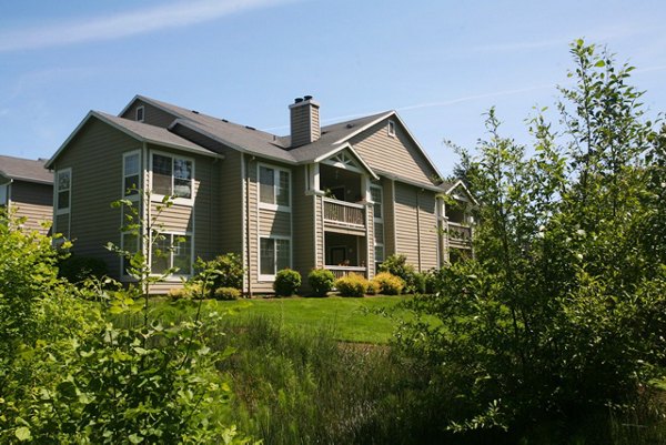 Jackson School Village Apartments in Hillsboro