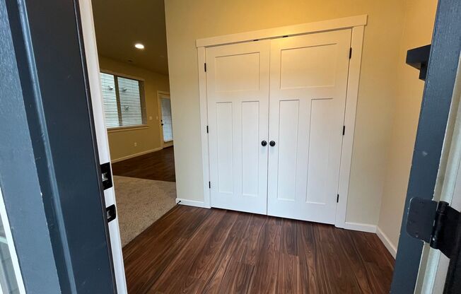 Beautiful 4 Bedroom Home in the Villebois Community in Wilsonville