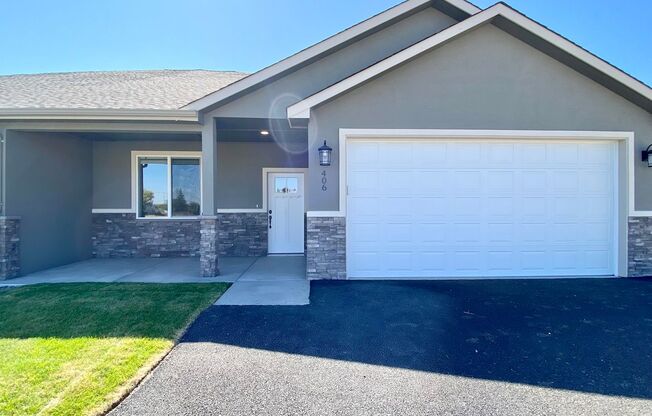 Gorgeous 3 Bedroom Home in West Valley