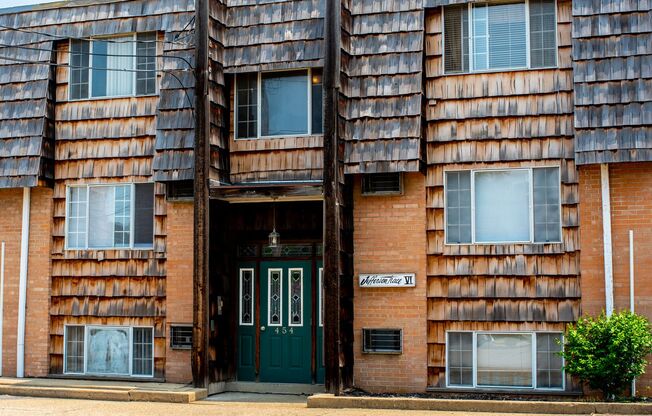 1 Bedroom 1 Bathroom located in the heart of Beaver, PA!!